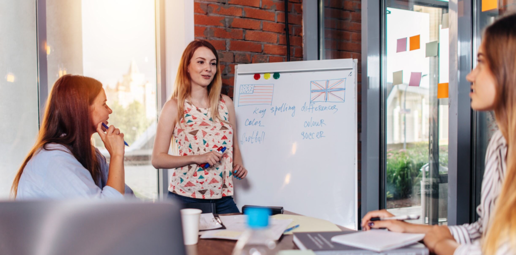 cursos de inglés para empresas gratis con FUNDAE